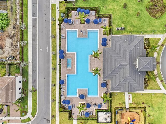 13091 SW 232nd Ln, Miami, FL 33170