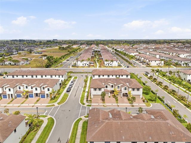 13091 SW 232nd Ln, Miami, FL 33170