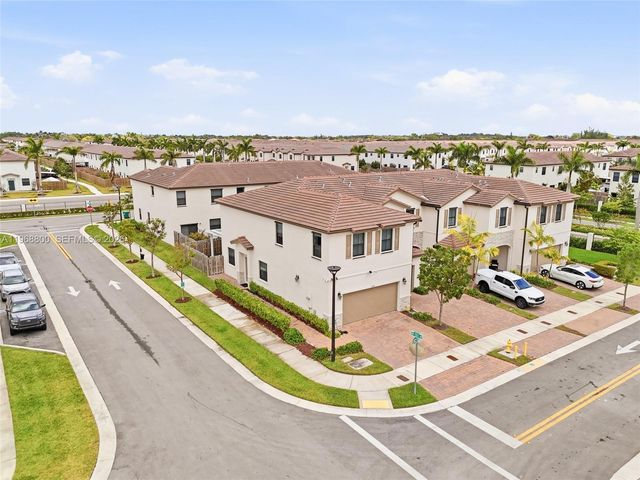 13091 SW 232nd Ln, Miami, FL 33170