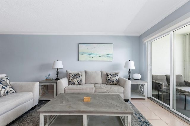 2731 NE 14th St Causeway 532, Pompano Beach, FL 33062
