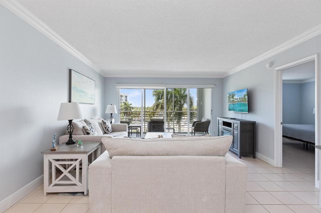 2731 NE 14th St Causeway 532, Pompano Beach, FL 33062
