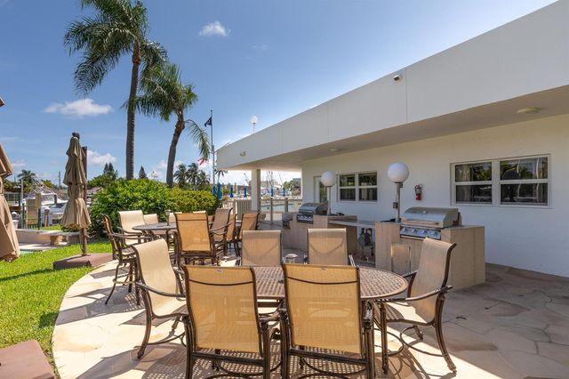 2731 NE 14th St Causeway 532, Pompano Beach, FL 33062