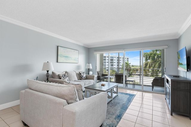 2731 NE 14th St Causeway 532, Pompano Beach, FL 33062