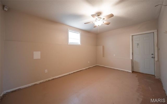 24235 Thames Lane, St Robert, MO 65584