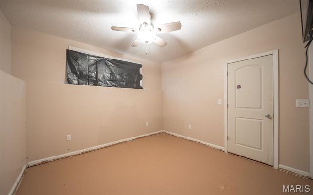 24235 Thames Lane, St Robert, MO 65584