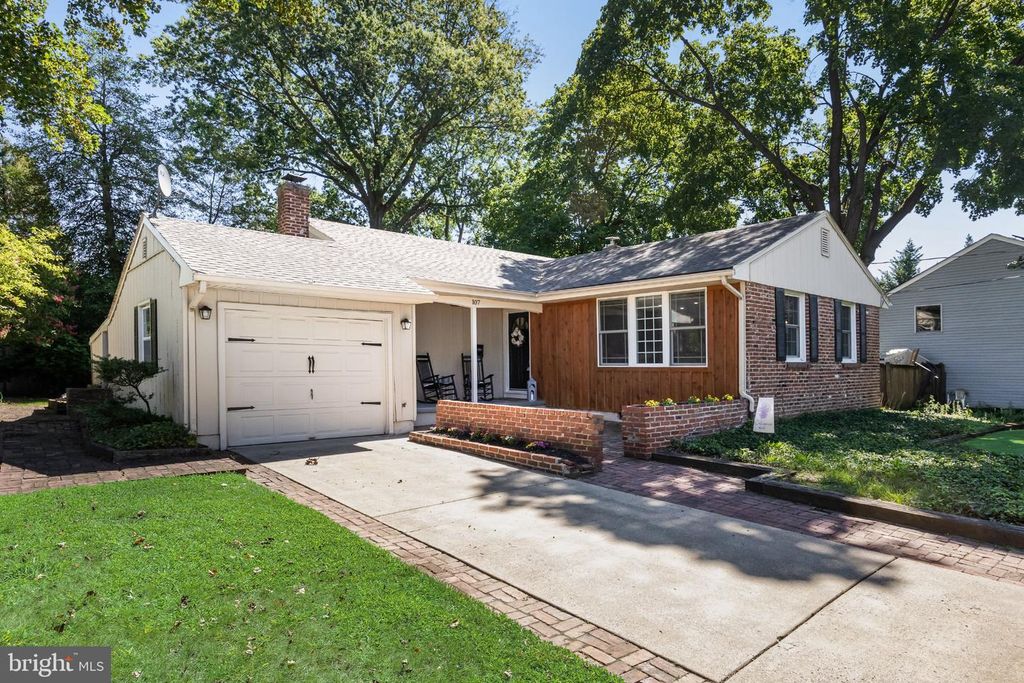 107 TARLTON CT, CHERRY HILL, NJ 08034 — photo 2