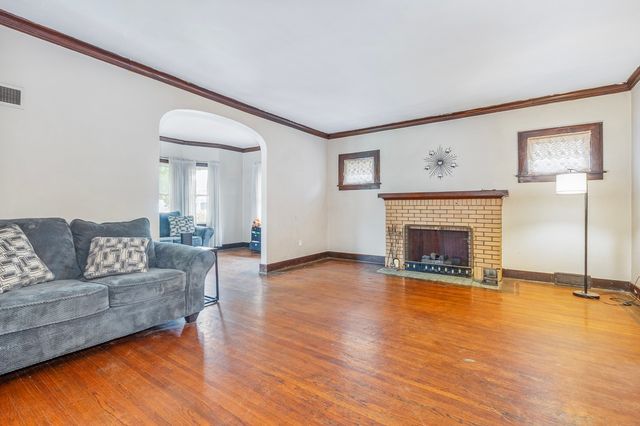 421 N William Street, Joliet, IL 60435