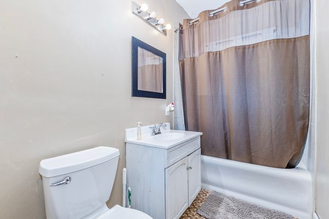 421 N William Street, Joliet, IL 60435