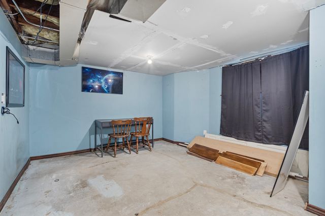 421 N William Street, Joliet, IL 60435