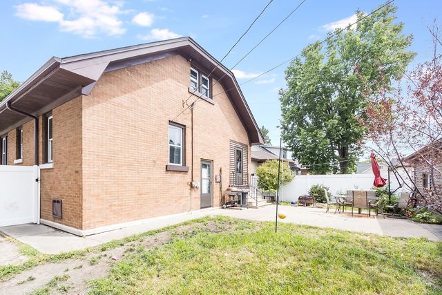 421 N William Street, Joliet, IL 60435
