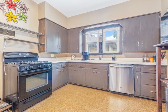 421 N William Street, Joliet, IL 60435