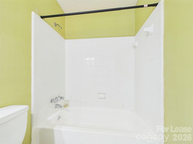 8811 Hunter Ridge Drive, Charlotte, NC 28226