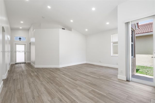 15130 SW 49th Ct 15130, Davie, FL 33331