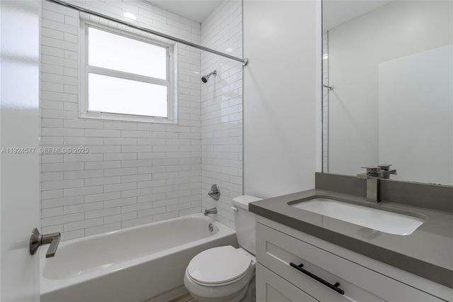 15130 SW 49th Ct 15130, Davie, FL 33331