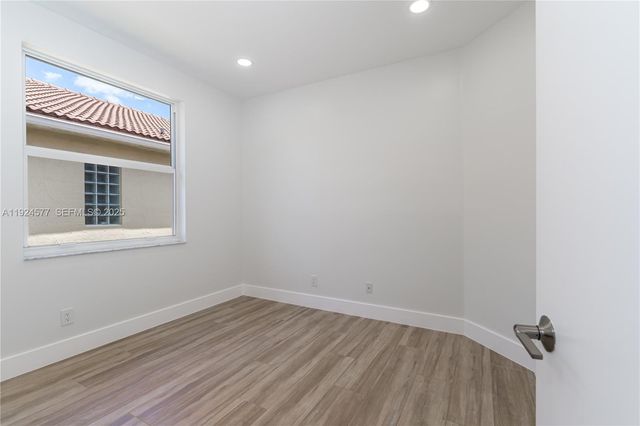 15130 SW 49th Ct 15130, Davie, FL 33331