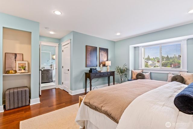 545 Holly Drive, Edmonds, WA 98020
