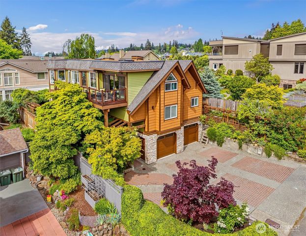 545 Holly Drive, Edmonds, WA 98020