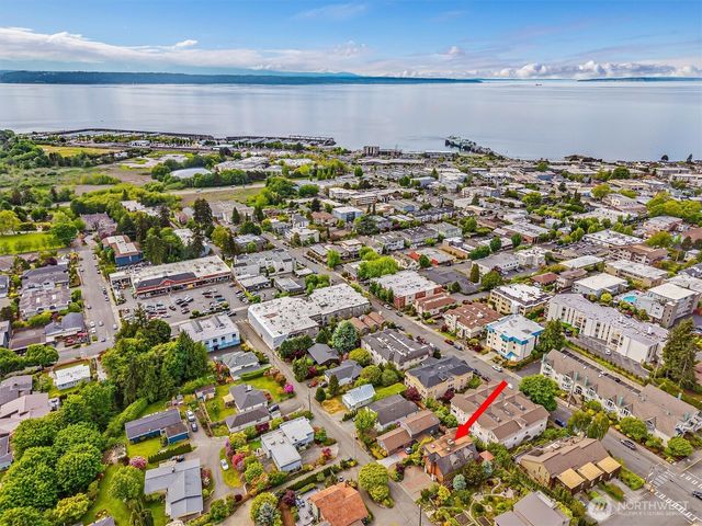 545 Holly Drive, Edmonds, WA 98020