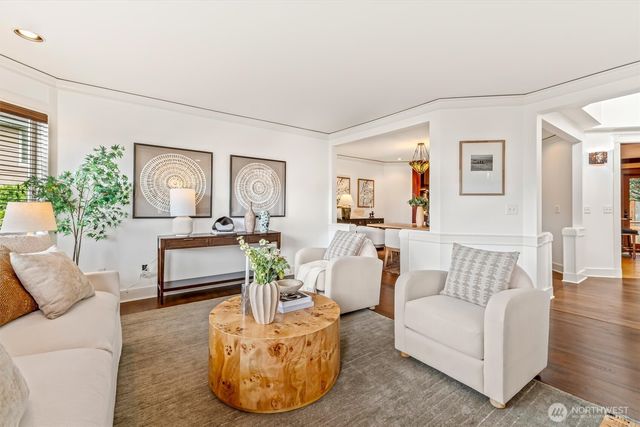 545 Holly Drive, Edmonds, WA 98020
