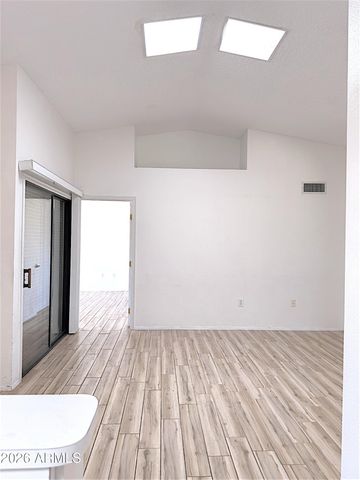 20014 N BROKEN ARROW Drive, Sun City West, AZ 85375