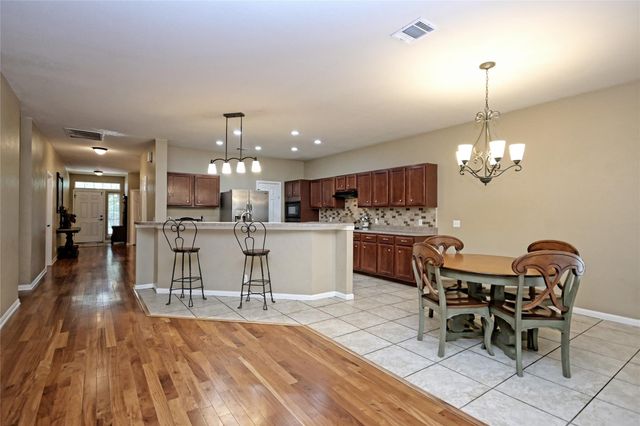 1004 Rutgers DR, Pflugerville, TX 78660