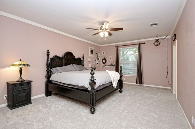 1004 Rutgers DR, Pflugerville, TX 78660