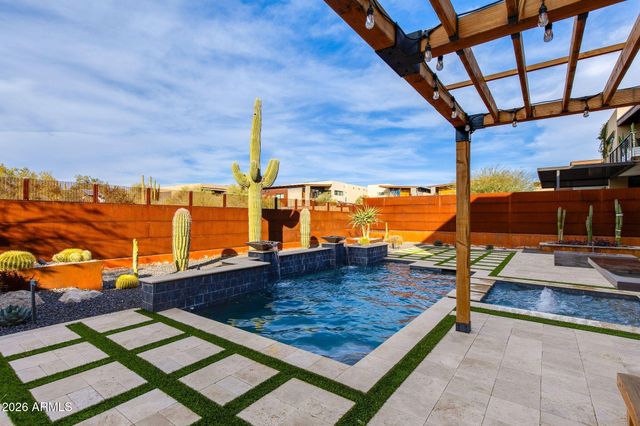 6525 E CAVE CREEK Road 27, Cave Creek, AZ 85331