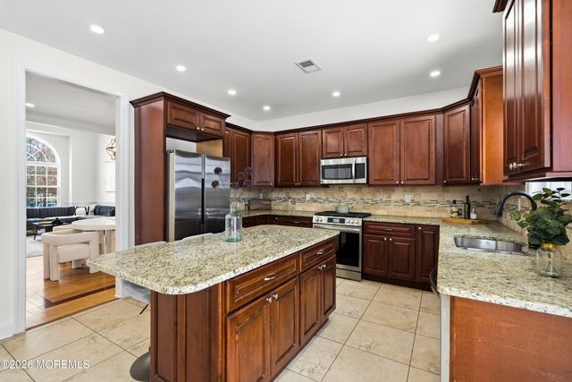 893 Lakehurst Avenue, Jackson, NJ 08527