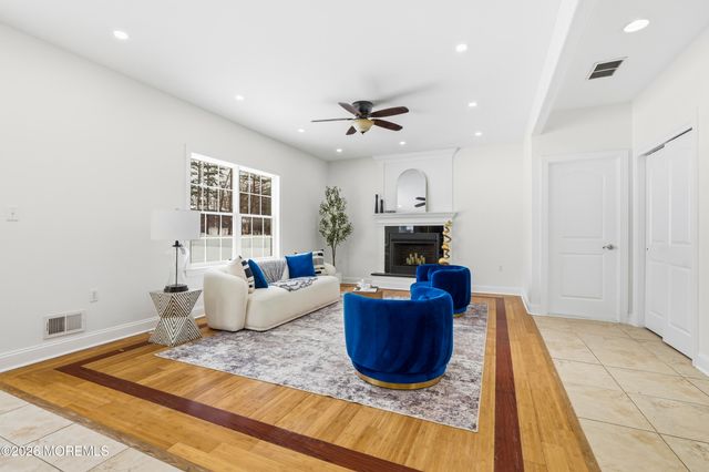 893 Lakehurst Avenue, Jackson, NJ 08527
