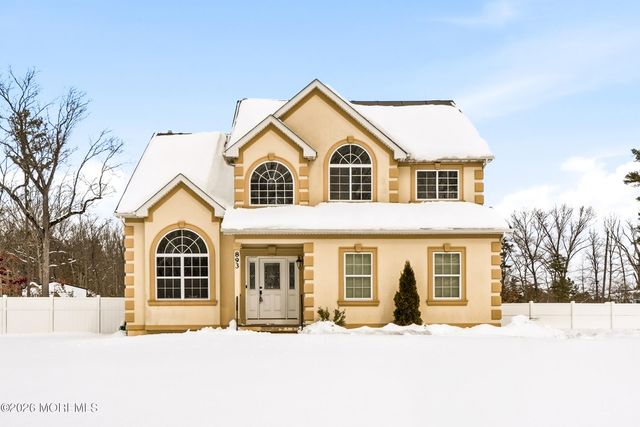 893 Lakehurst Avenue, Jackson, NJ 08527