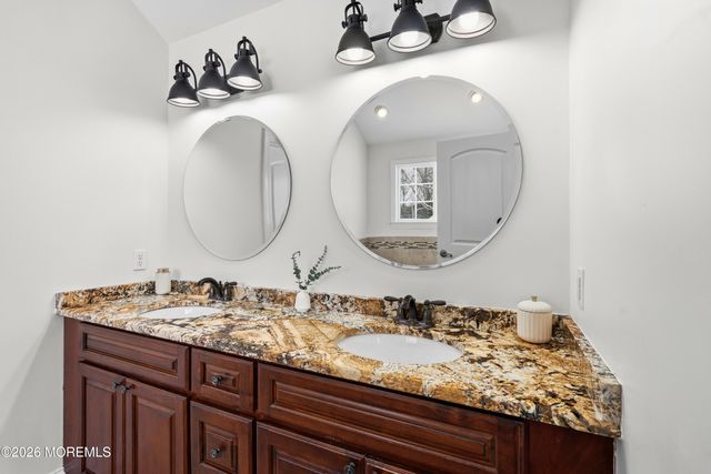 893 Lakehurst Avenue, Jackson, NJ 08527