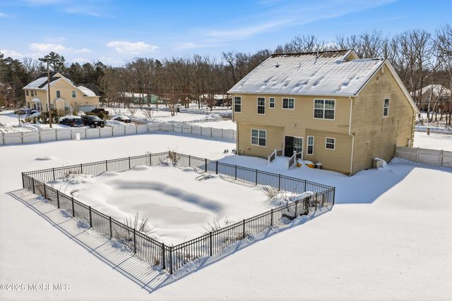 893 Lakehurst Avenue, Jackson, NJ 08527