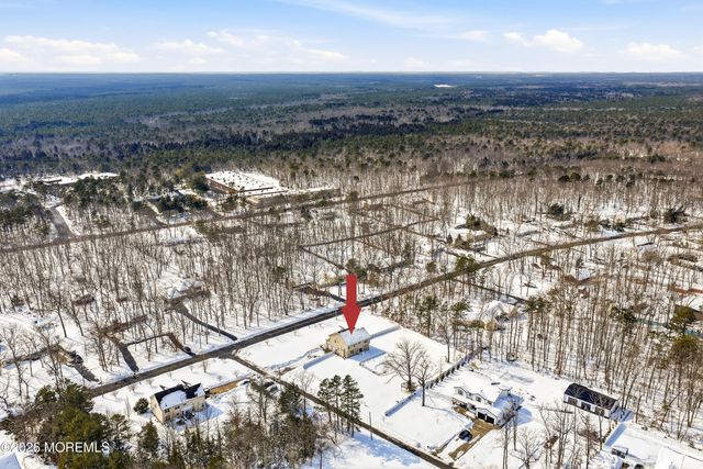 893 Lakehurst Avenue, Jackson, NJ 08527