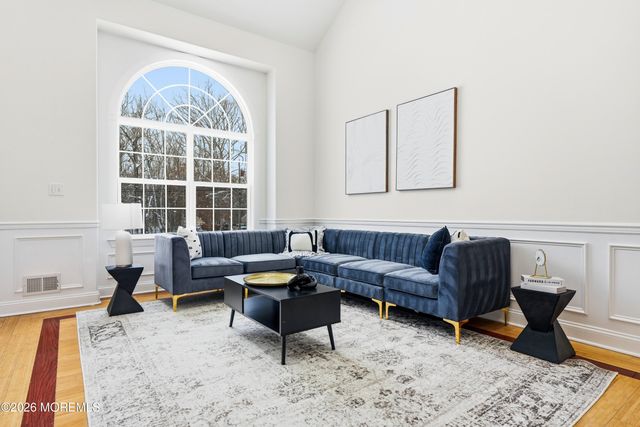 893 Lakehurst Avenue, Jackson, NJ 08527