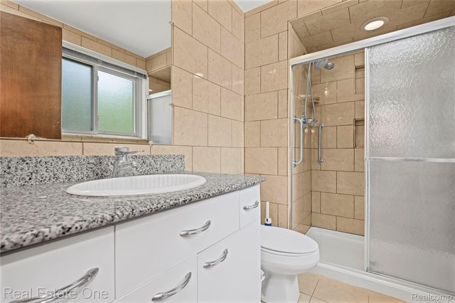 33615 Heritage Hills Drive, Farmington Hills, MI 48331
