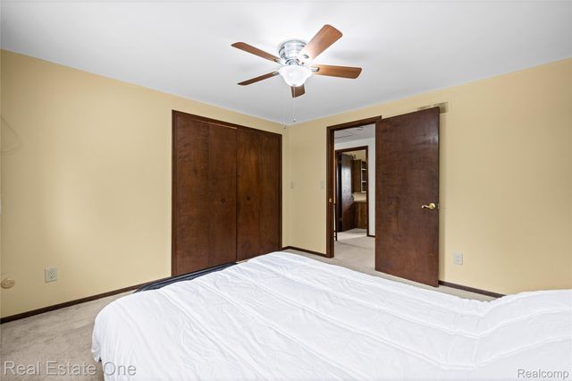33615 Heritage Hills Drive, Farmington Hills, MI 48331