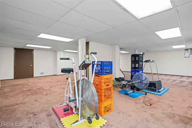 33615 Heritage Hills Drive, Farmington Hills, MI 48331