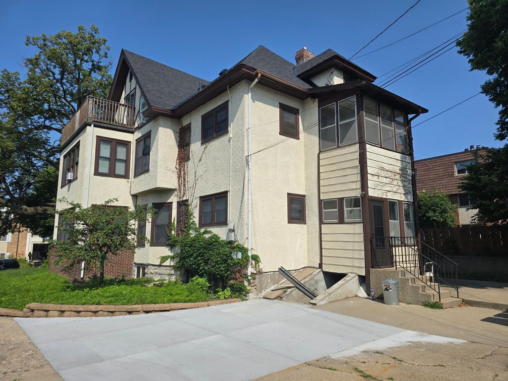 2017 Grand Avenue S, Minneapolis, MN 55405 — photo 3