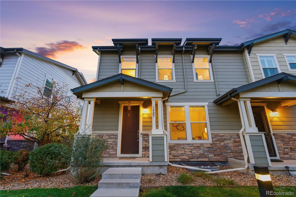 1527 S Dallas Circle, Denver, CO 80247