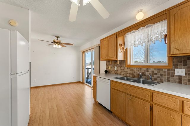 766 Joes Lake Road SE, Cambridge, MN 55008