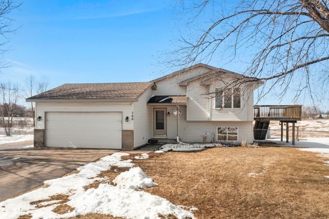 766 Joes Lake Road SE, Cambridge, MN 55008