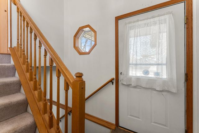 766 Joes Lake Road SE, Cambridge, MN 55008