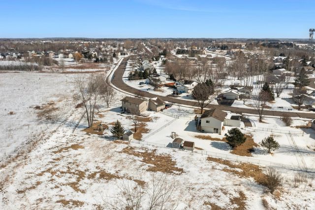 766 Joes Lake Road SE, Cambridge, MN 55008