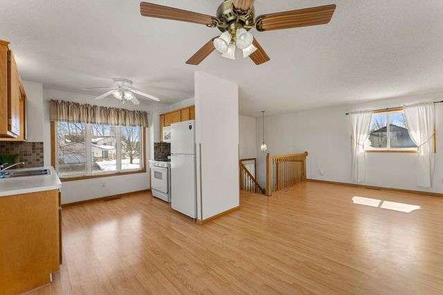 766 Joes Lake Road SE, Cambridge, MN 55008