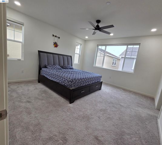 5390 Shenandoah Valley Ln A, Antioch, CA 94531