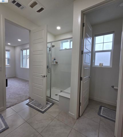 5390 Shenandoah Valley Ln A, Antioch, CA 94531