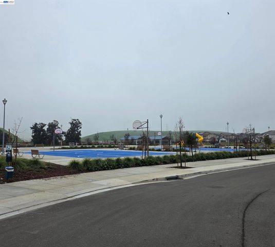 5390 Shenandoah Valley Ln A, Antioch, CA 94531