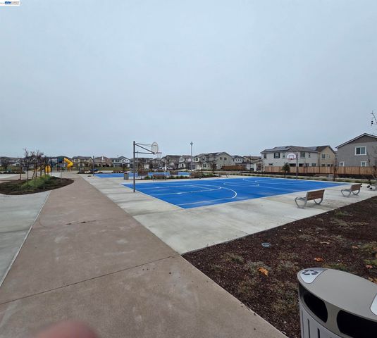 5390 Shenandoah Valley Ln A, Antioch, CA 94531