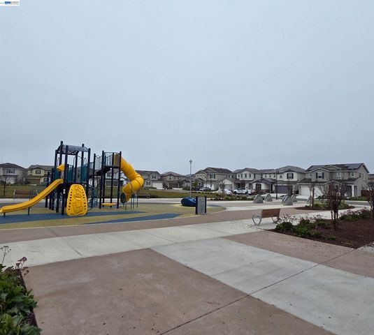 5390 Shenandoah Valley Ln A, Antioch, CA 94531