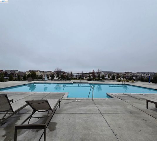 5390 Shenandoah Valley Ln A, Antioch, CA 94531